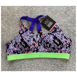 Victoria’s Secret medium support sports bra